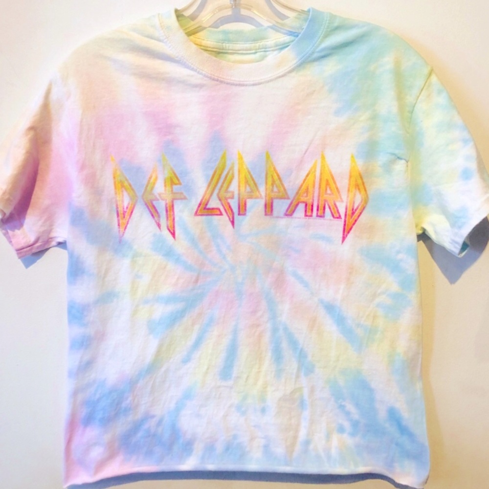Def Leppard Vintage Destroyed Tie Dye Crop T shirt